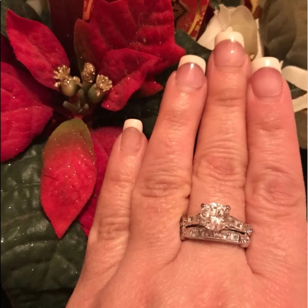 Luce Diamond Simulate Bridal Ring Set